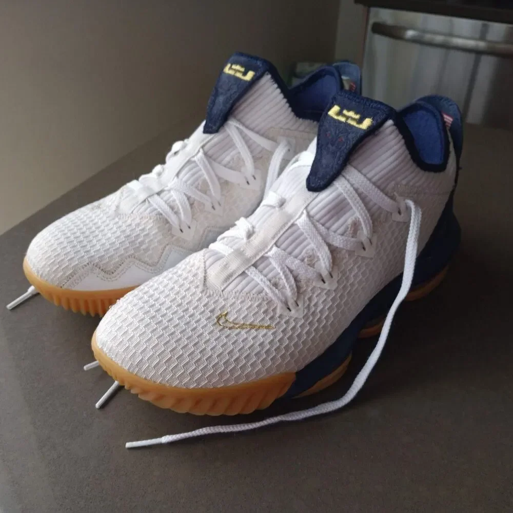 Nike LeBron 16 XVI Low ‘USA’ Men's Size 10.5
